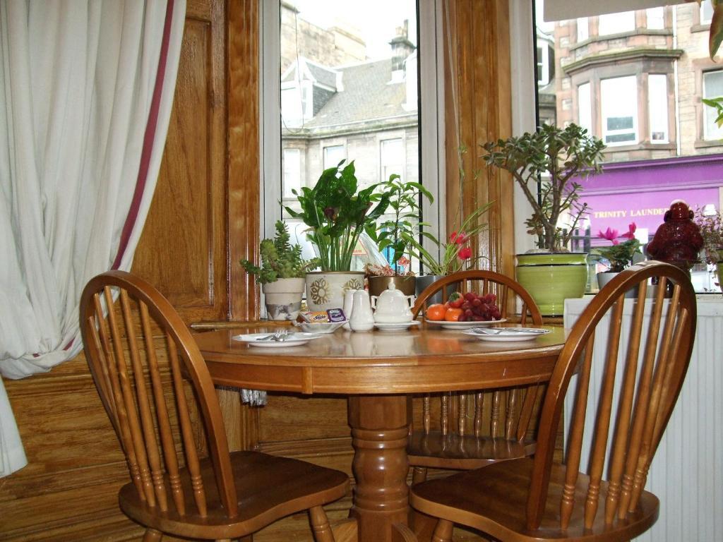 Swan Lake Guest House Edinburgh Ngoại thất bức ảnh