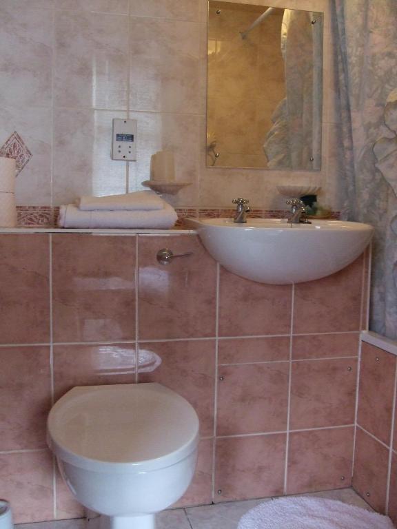 Swan Lake Guest House Edinburgh Phòng bức ảnh